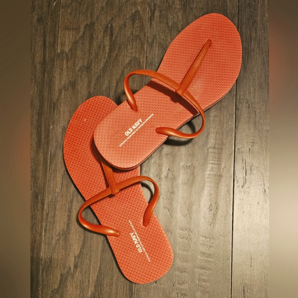 Old Navy Flip Flops